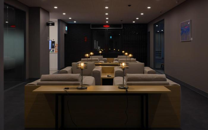 Workers Hotel Daejeon by Aank