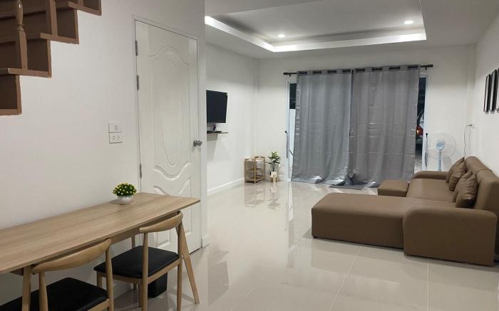 Home One Daily Rental House