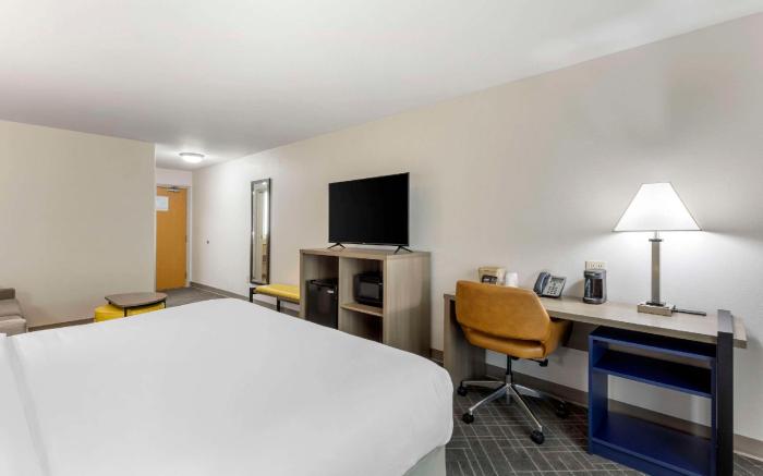 Comfort Inn & Suites Glenwood Springs On The River