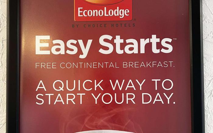 Econo Lodge Motel Village