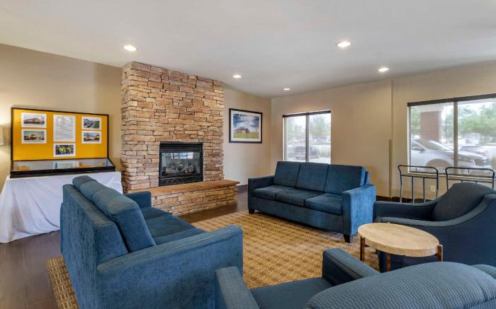 Comfort Suites Coralville I-80