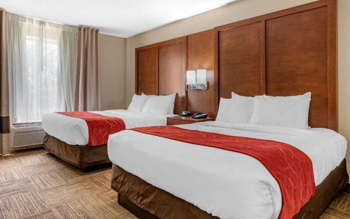 Comfort Suites Urbana Champaign, University Area