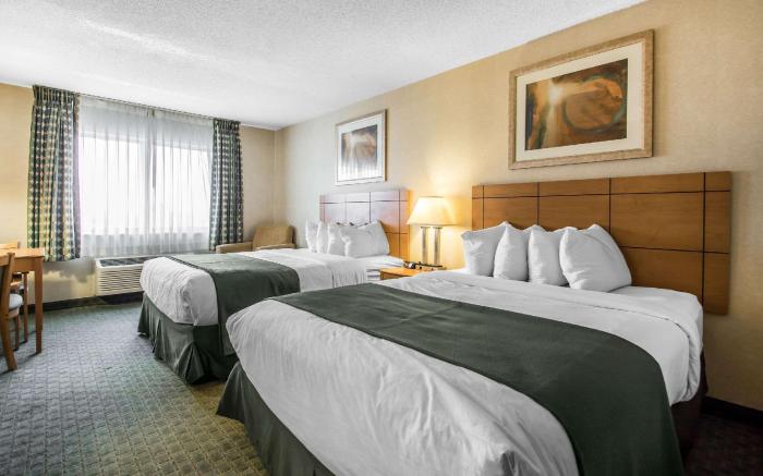 Quality Inn Dubuque on Hwy 20