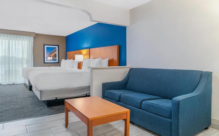 Comfort Suites Auburn Hills-Detroit