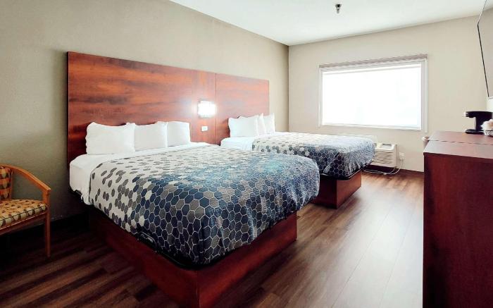 Econo Lodge Fargo - West Acres