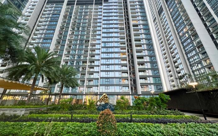 Vinhomes Metropolis near Lotte Center 