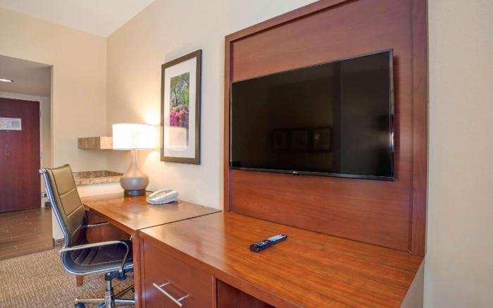 Comfort Suites Fredericksburg North