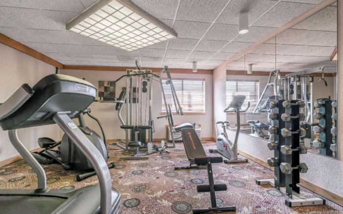 Ramada By Wyndham Fargo
