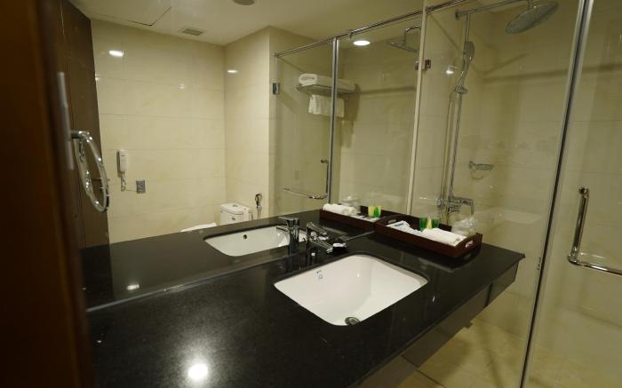 Sai Gon Phu Tho Hotel
