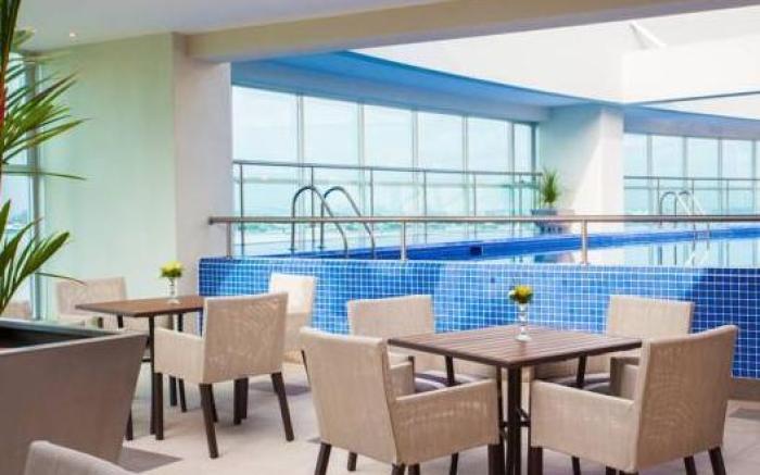Wyndham Guayaquil, Puerto Santa Ana