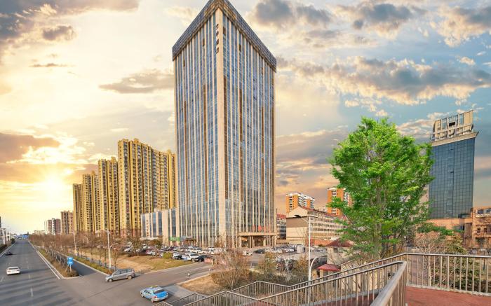 Ji Hotel Handan Wu'an Wanteng Building
