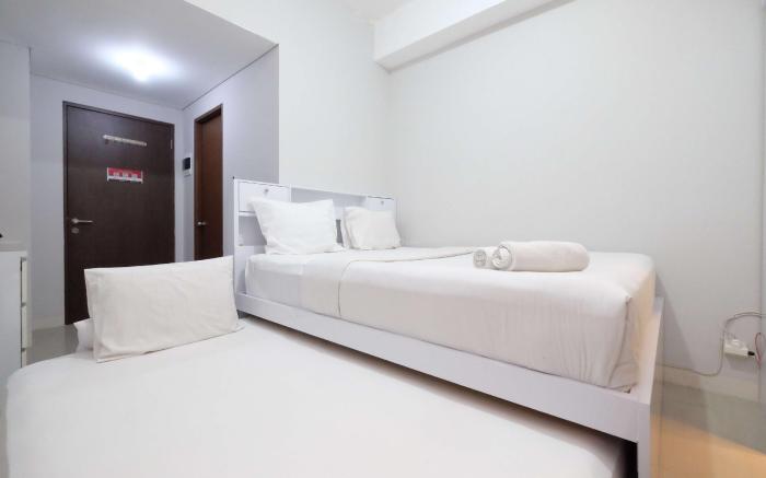 Minimalist Studio @ Transpark Juanda By Travelio