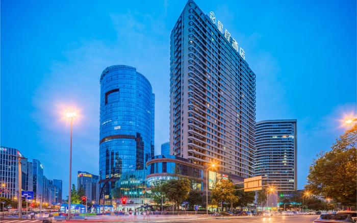 Starway Hotel Chengdu New Convention and Exhibition Center