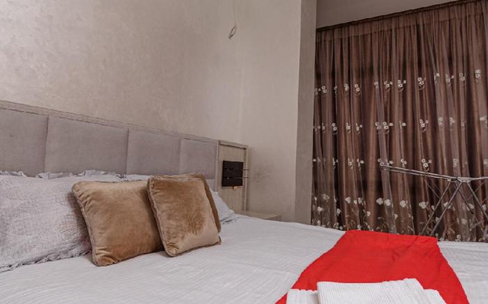 Modern flat in prime central location