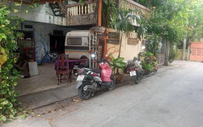 Best Place(No have parking for cars.)