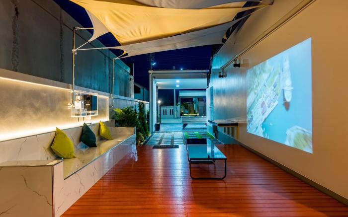 58/20 Pool Villa