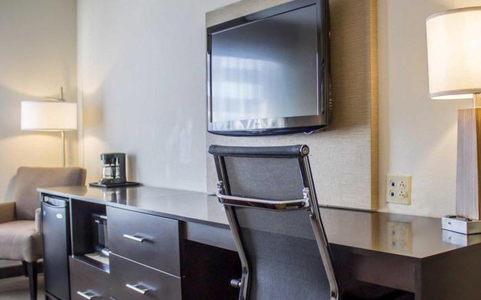 Sleep Inn & Suites Moundsville - Wheeling