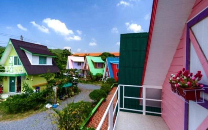 A Houses Homestay