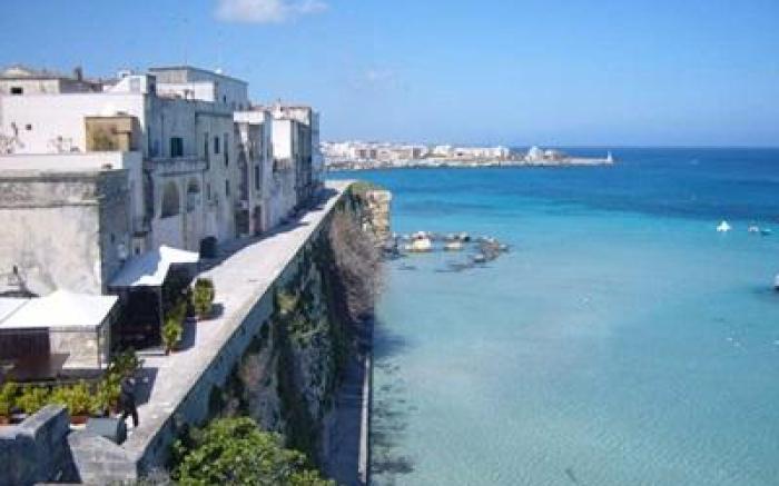 Apollo Suites Guest House