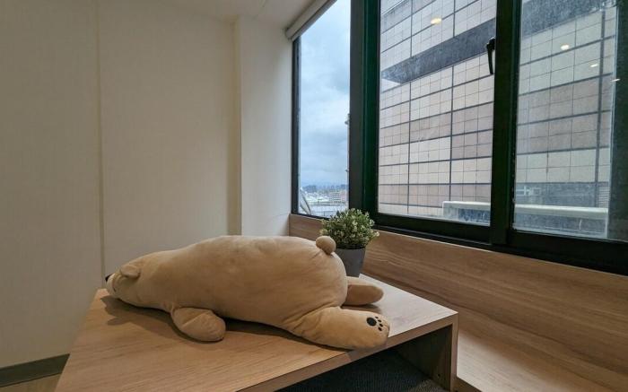 Aurora2 Design Comfort for 2-4 People + Washing Machine + Taipei Main Station & MRT