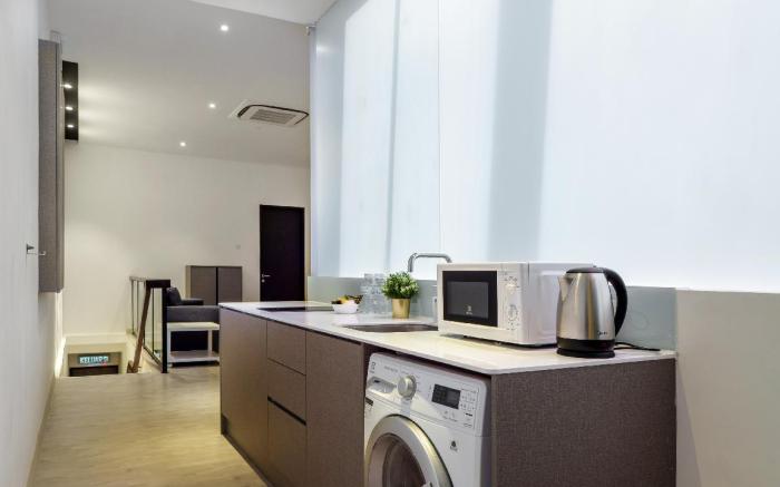 Hutton Suite Hotel