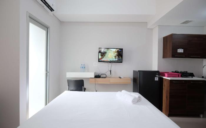 Cozy Look Studio Transpark Juanda By Travelio