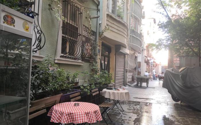 Gafa Garden Hostel & Apartments