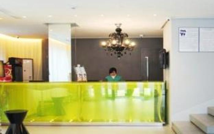 Jinjiang Inn Cixi Intime City Shanglinfang Pedestrian Street
