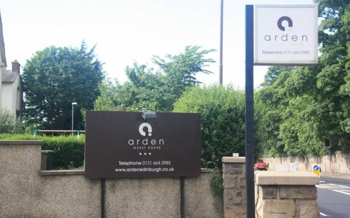 Arden Guest House, Craigmillar Castle Edinburgh
