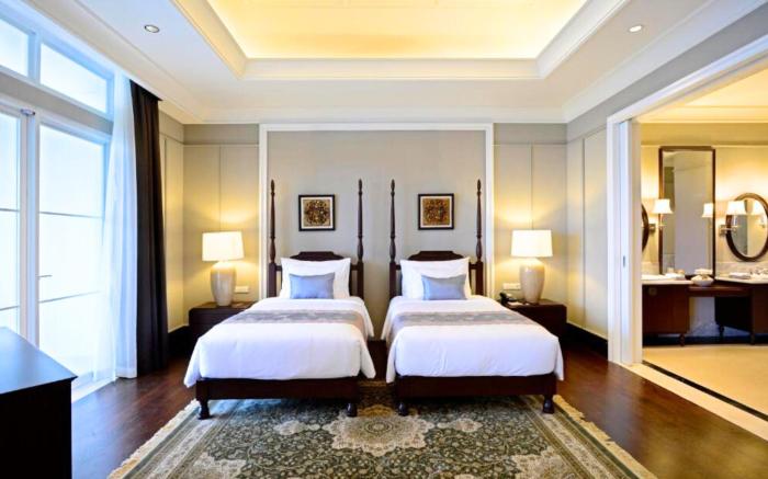 Lush Trees Hotel 1 BR Suite Ocean View NE135A
