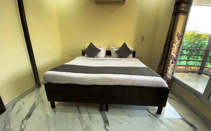GoBravo 72-3Bhk Farm w/tPool &Garden Sec150 Noida
