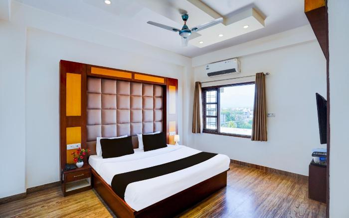 Super Townhouse Prince Chowk Near Railway Station