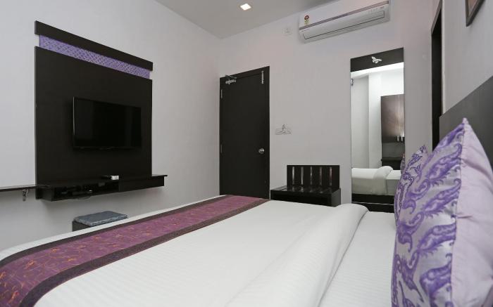 OYO 9350 Hotel Viaan