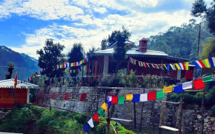 Myrica Cottages Near Kainchi Dham Bhowali Nainital
