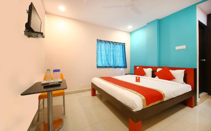 OYO 9795 Hotel Aflah