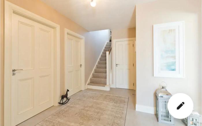 Modern Homestay Rooms 15 MINUTES to Dublin Airport