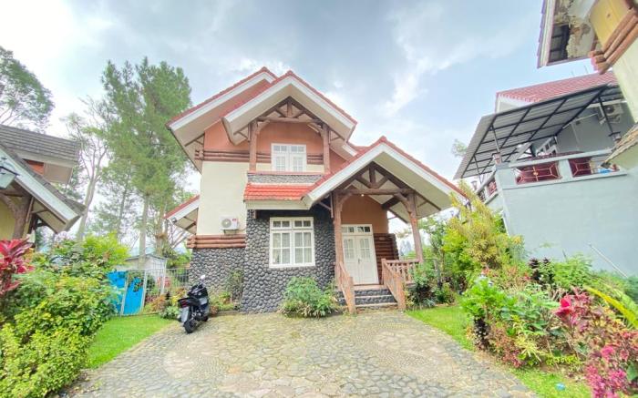 Villa Puncak Kota Bunga
