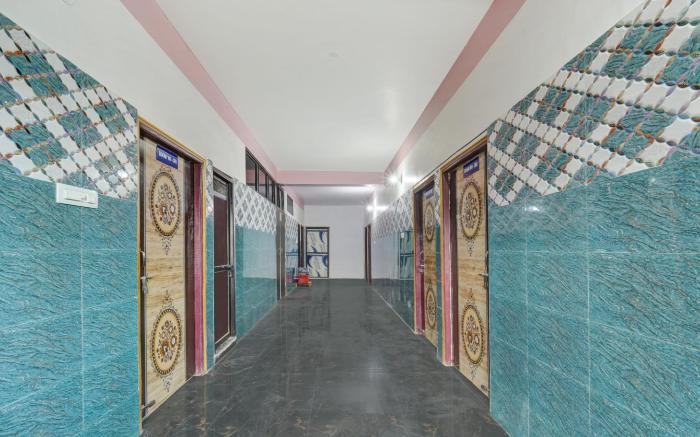Hotel O Gaurav International