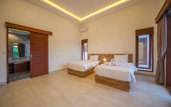 Villa  Ubud Hill 2 with 3 BR 
