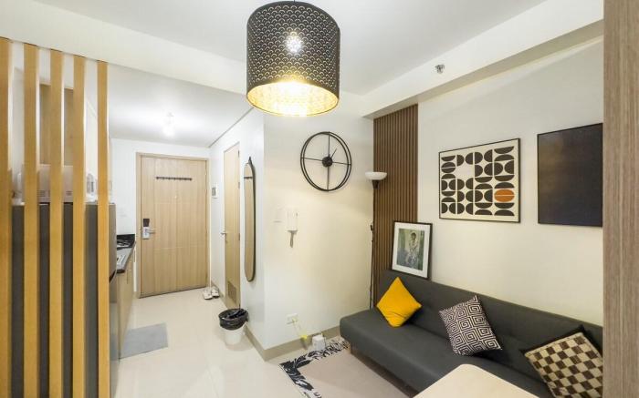 Walk to MOA Oasis-Cozy Urban 1BR Shore 2  1X74