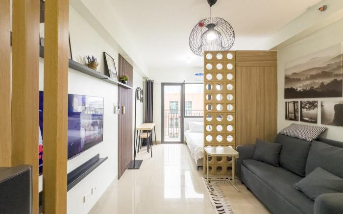 Stylish Shore 2 Residences 1BR: Walk to MOA 9X0