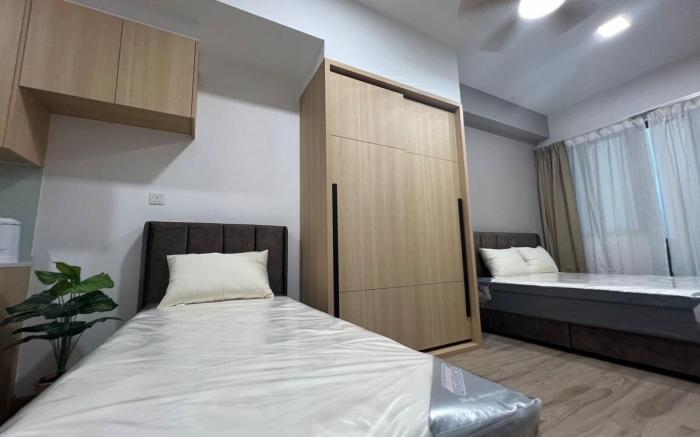 Studio KLCC View 50mMall Monorail Rooftop pool FW3