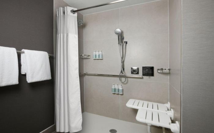 Courtyard by Marriott Dallas Las Colinas