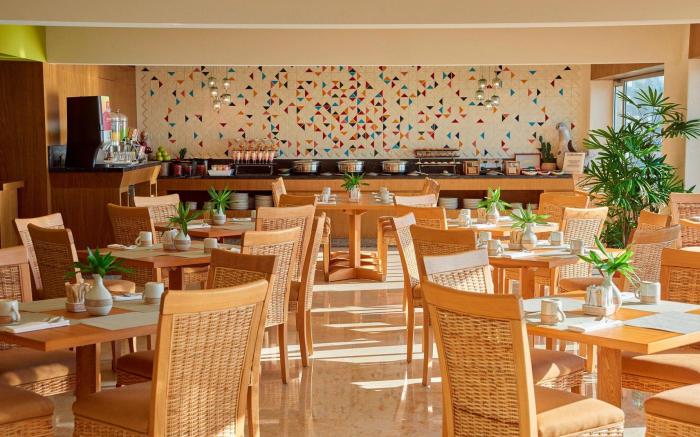 Sheraton Buganvilias Resort & Convention Center