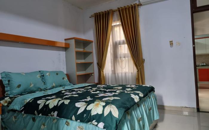 Vila Kebon Tebu