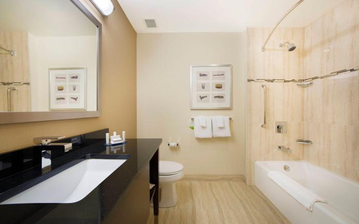 Courtyard by Marriott Montreal Downtown