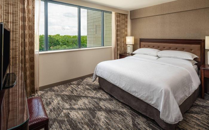 Sheraton Tampa Brandon Hotel