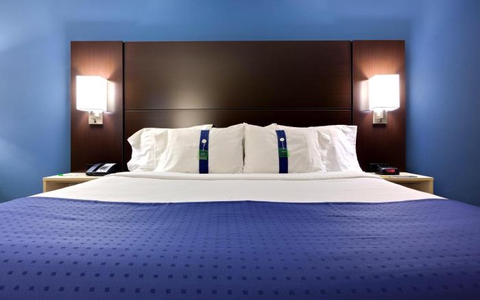 Holiday Inn & Suites Atlanta Airport North By IHG