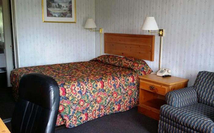 Red Carpet Inn Louisville