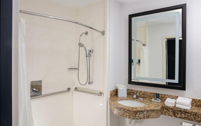 Four Points by Sheraton Memphis East